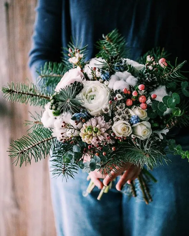 winter-wedding-bouquets-in-season-16