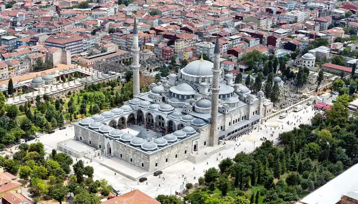 Get-Spiritual-In-Suleymaniye-Mosque_29th-jan