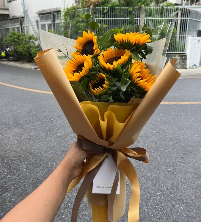 6-Sunflowers-bouquet-Flowers-Bangkok-original-size