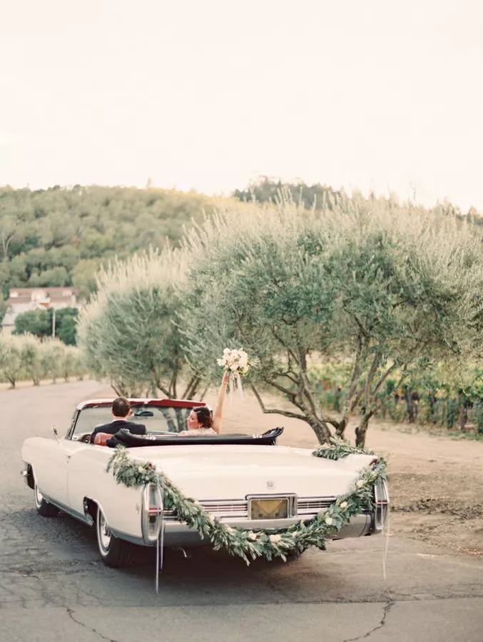 12.Weddingcardecoration-greenery_JessicaBurkePhotography-054266cdc7b5421792dd3f9a85a1878a