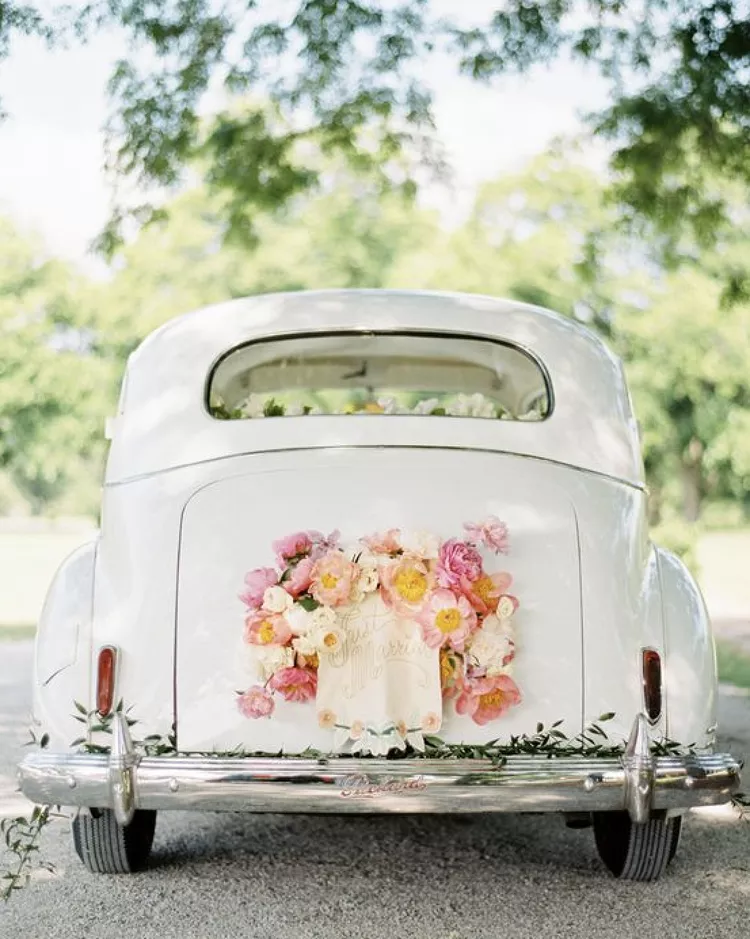 14.Weddingcardecoration-pinkflowers_RyanRay-6126cfd812c54ccba15e42ec63699473