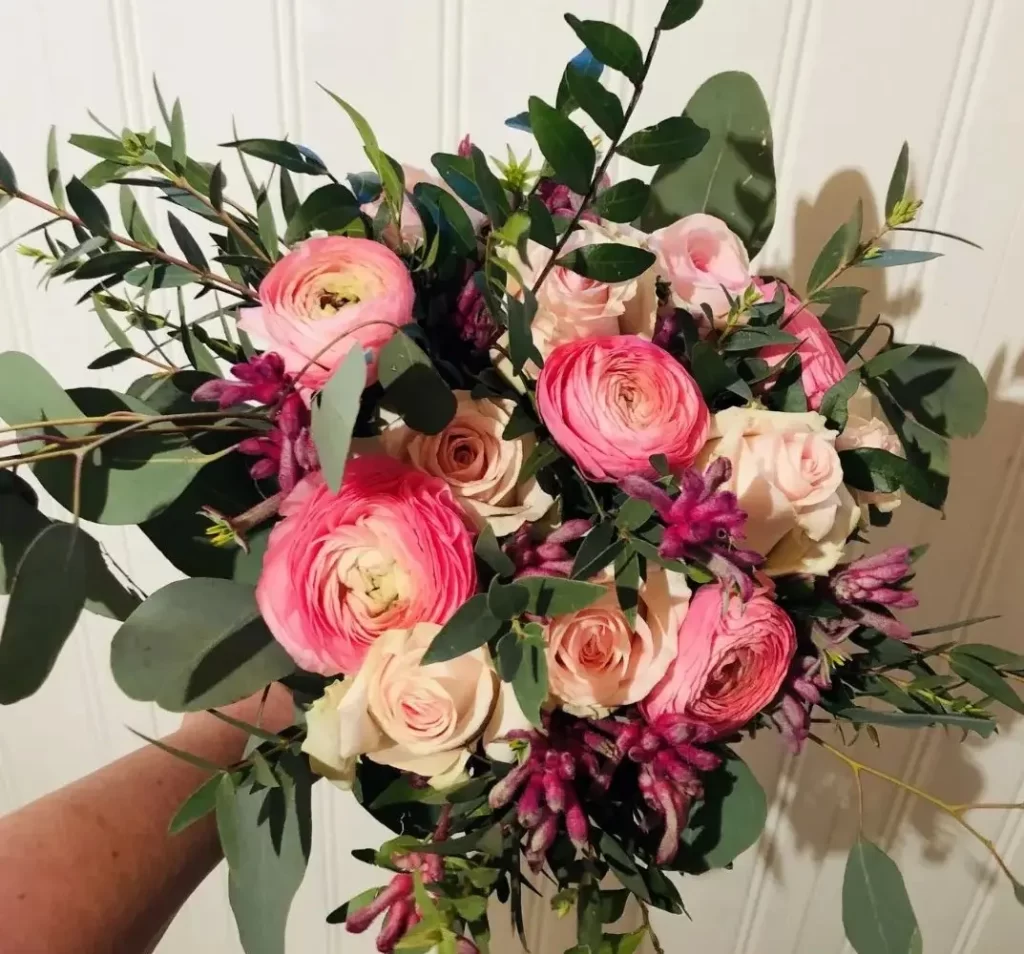 116676-pink-rose-wedding-bouquet