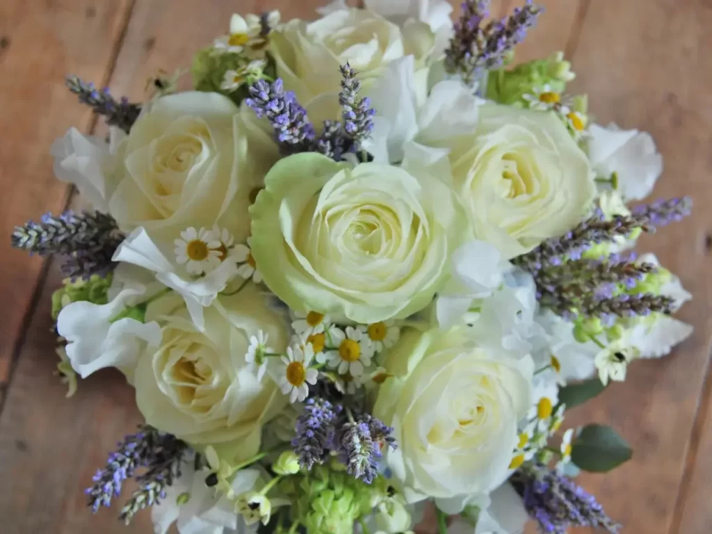 116878-white-rose-daisy-lavender-wedding-bouquet