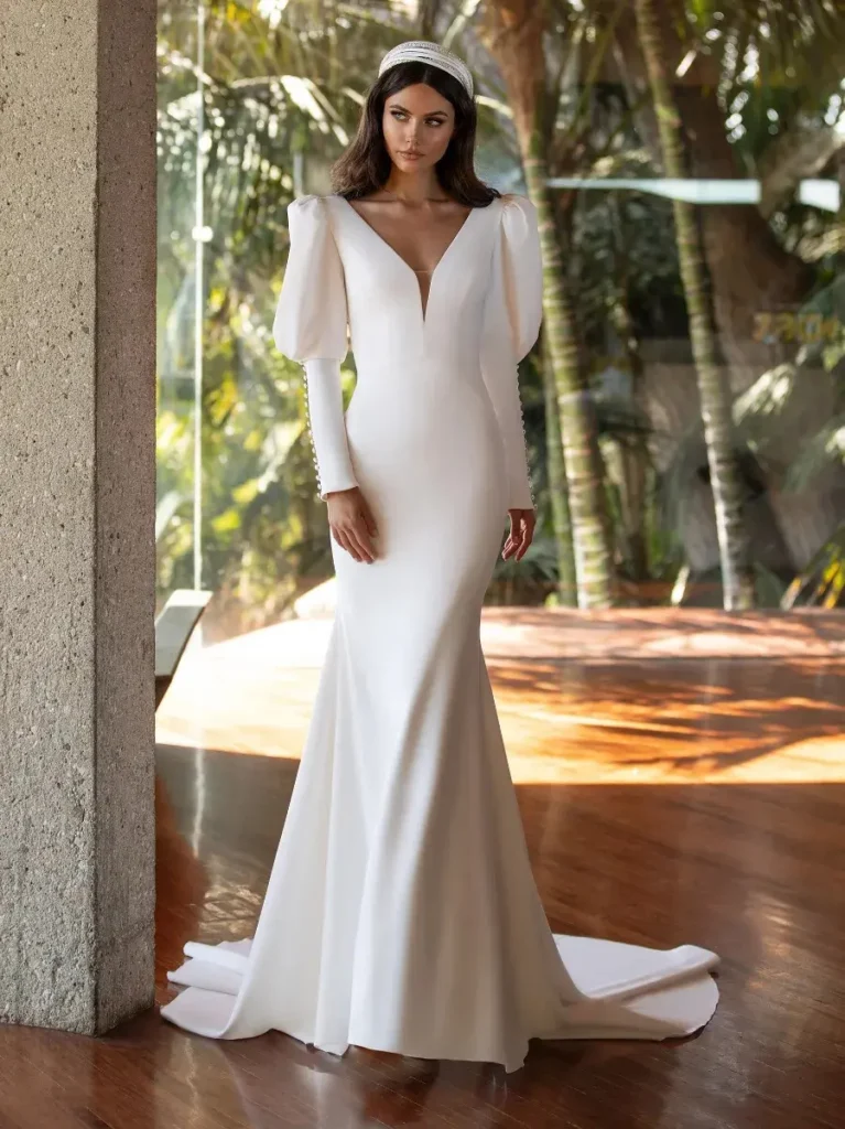 112522-long-sleeved-puff-sleeve-wedding-dress