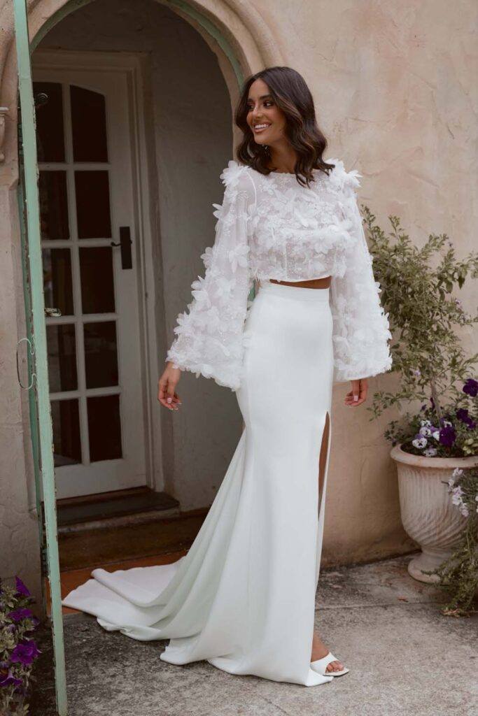 Two-piece wedding dress-16