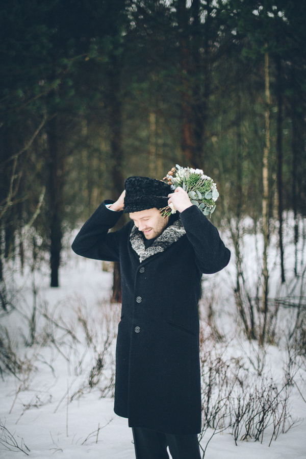 Winter-Groom-Style-Ideas-17