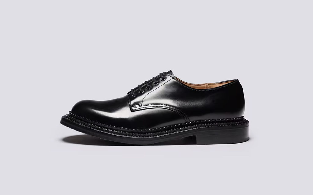 dermot-mens-shoes-in-black-bookbinder-leather-grenson