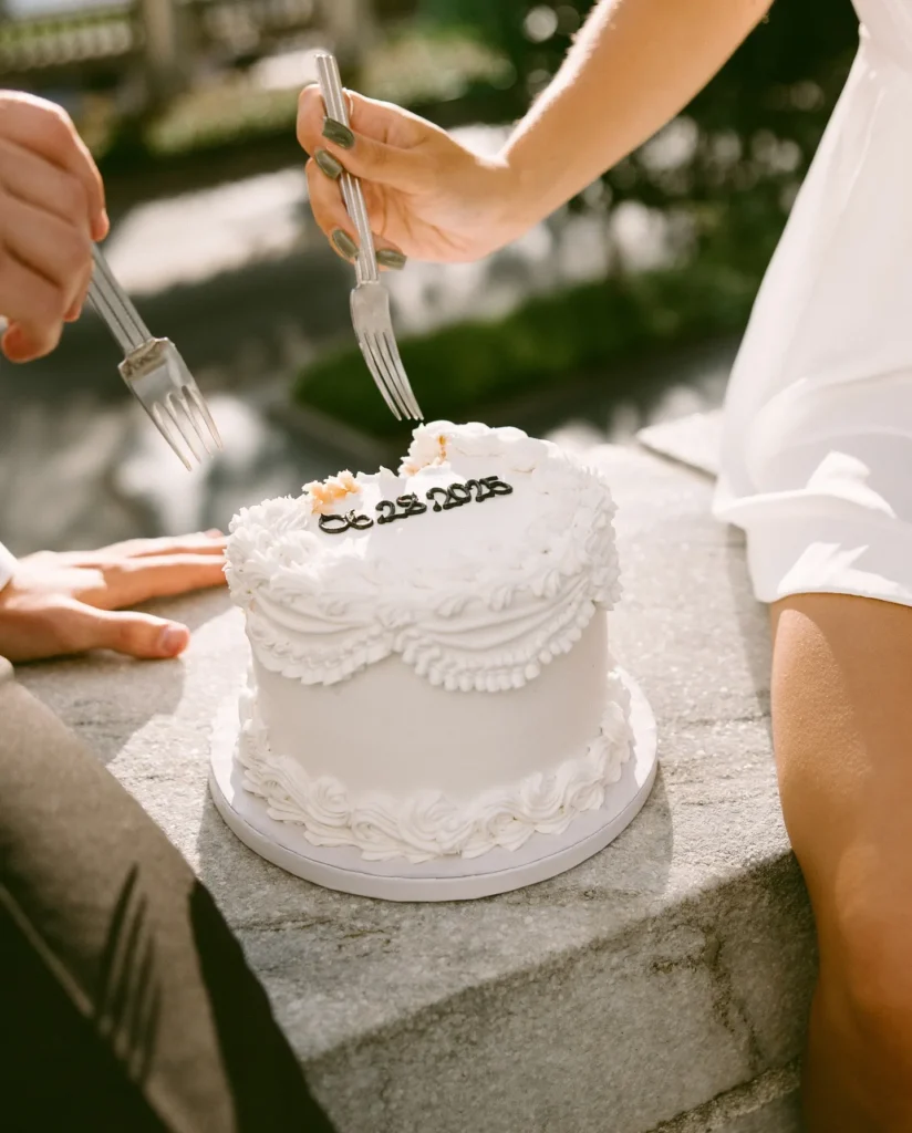 date-engagement-cake