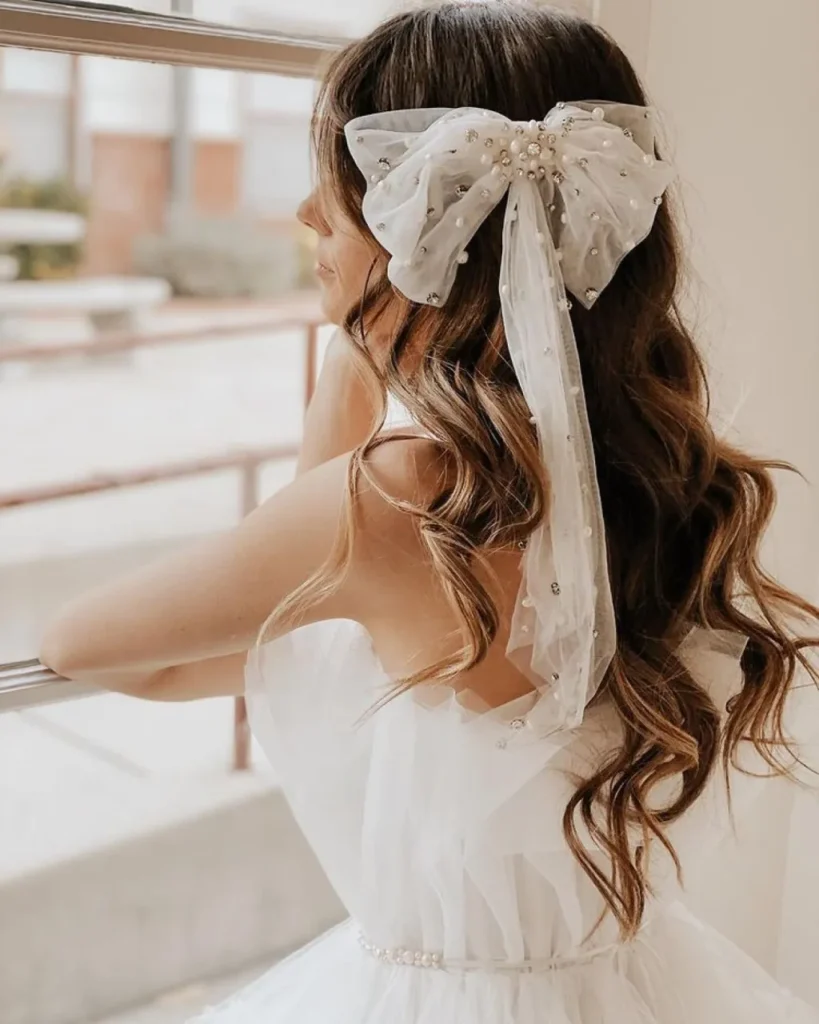 elegant-hair-down-curly-best-easy-simple-wedding-hair-with-cute-tulle-bow