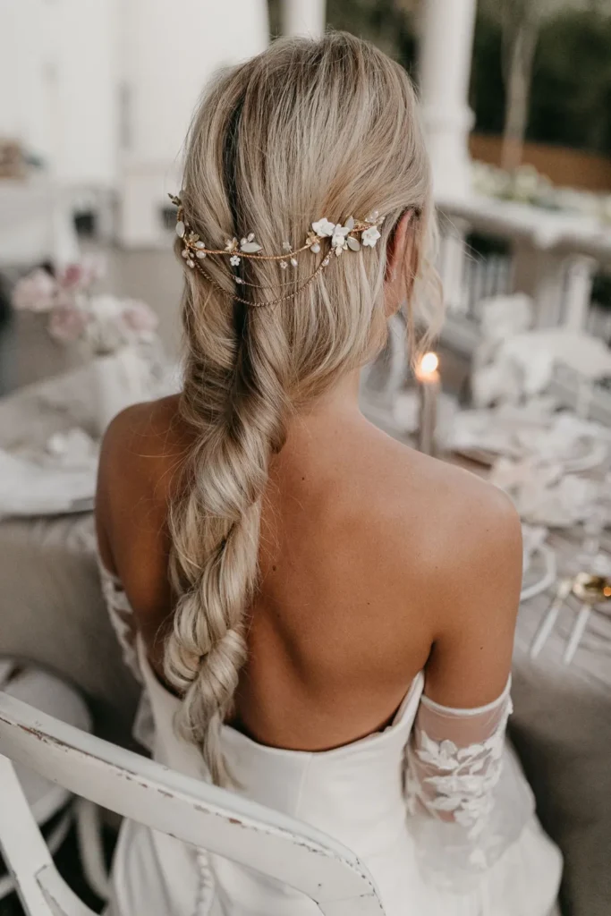 elegant-thin-twisted-easy-simple-wedding-hair-inspo