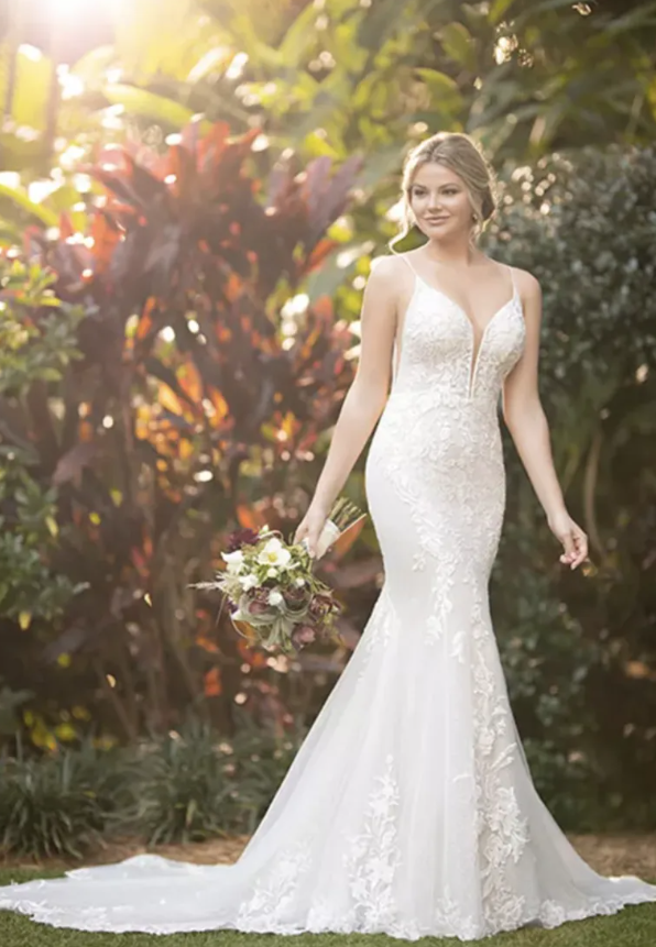 Essense of Australia D3066 Mermaid Wedding Dress
