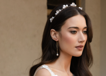 A guide to pearl hair accessories and pearl bridal jewellery