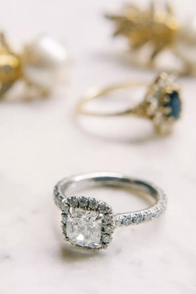 حلقهی الماس برش کوسنی با هاله