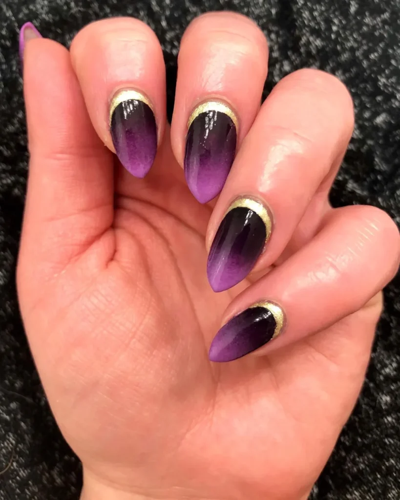 لاک‌ بنفش گرادیانت