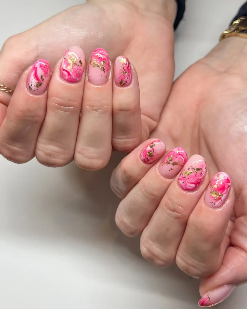 ناخن‌های سنگ‌مرمر