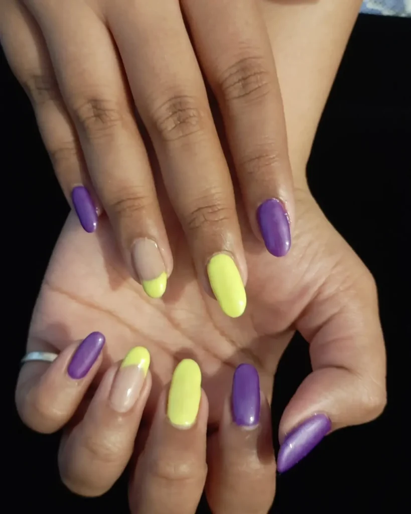 لاک‌ بنفش با زرد کره ای 