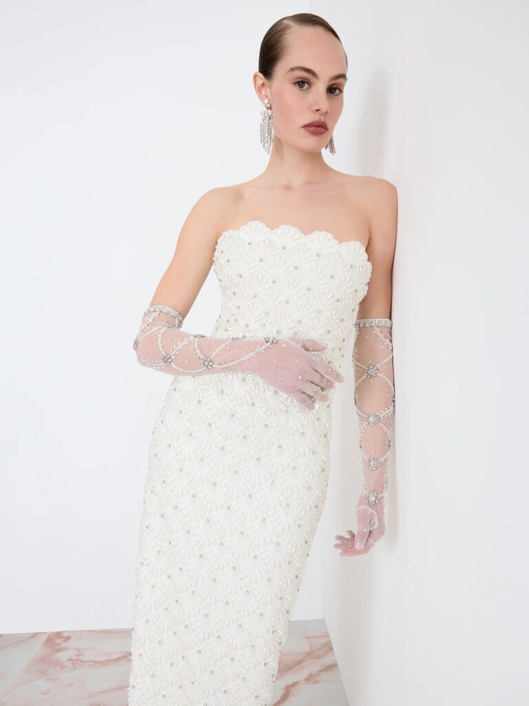 Stylish Opera Gloves for Brides 32
