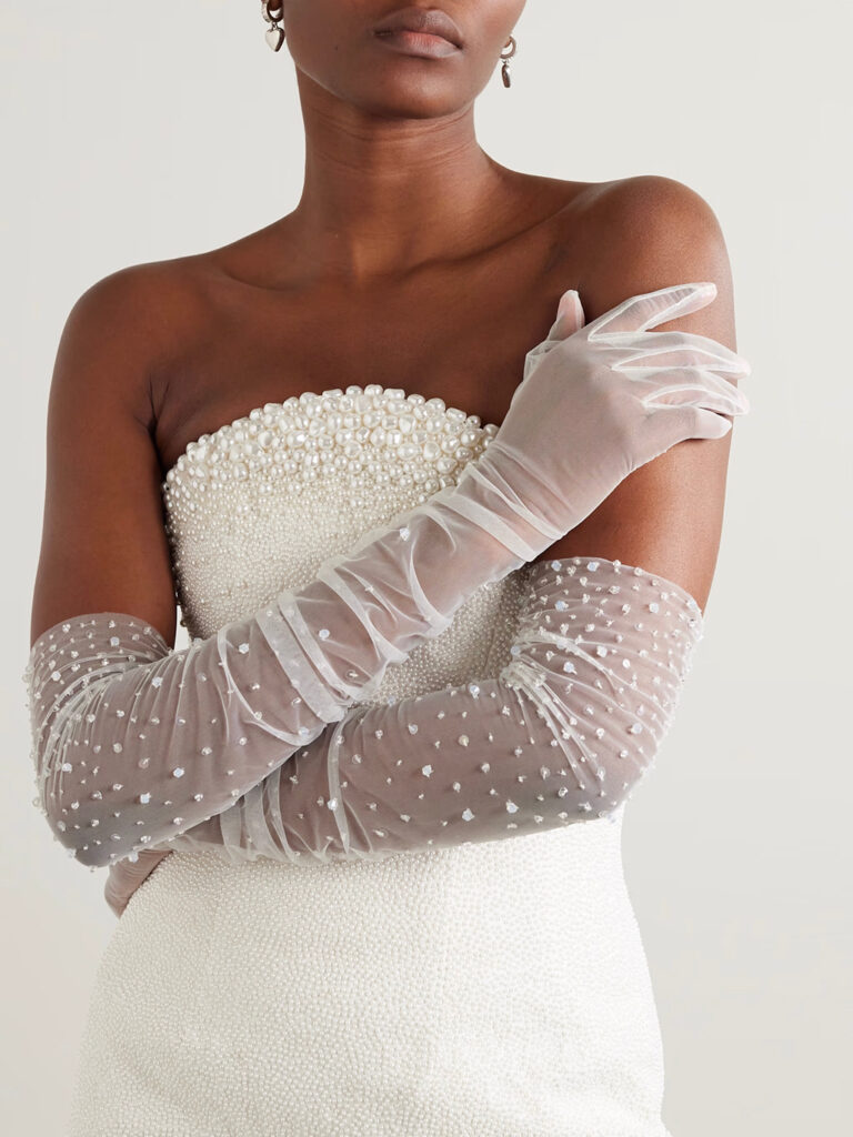 Stylish Opera Gloves for Brides 38