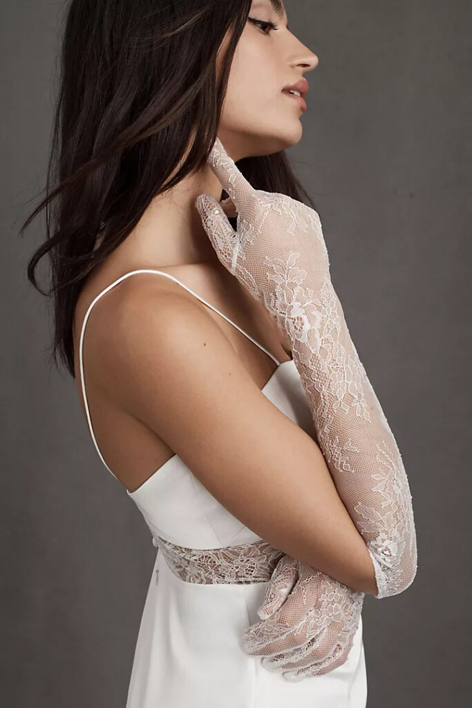 Stylish Opera Gloves for Brides 34