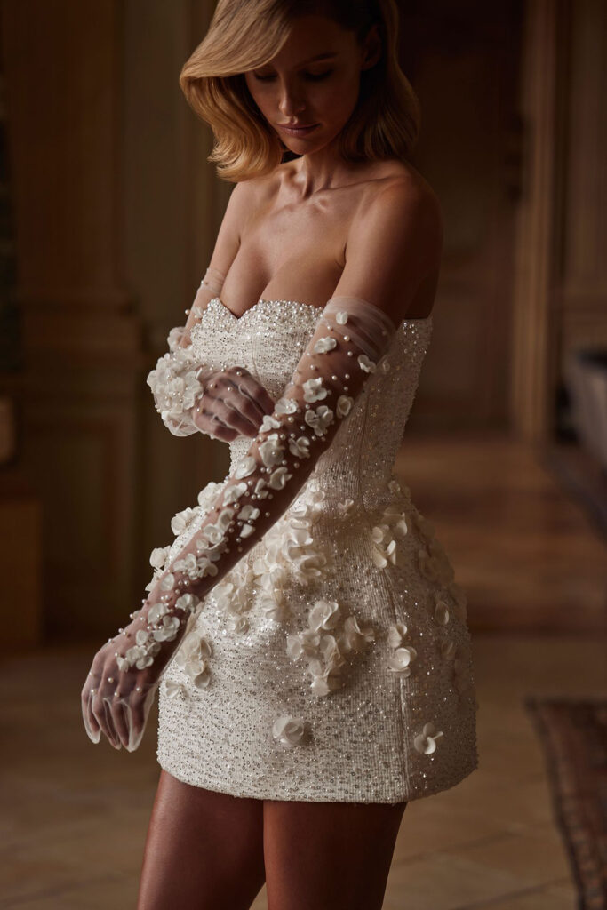 Stylish Opera Gloves for Brides 31